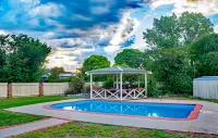 Rest Point Motor Inn Hotels in Glen Innes
