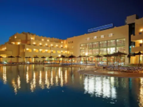 อาเลกริอา กาโบ เด กาต้า โรงแรมในRetamar