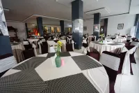 Selecta Hotel Batu Malang Powered by Archipelago - breakfast