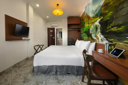 Hanoi la Cascada House & Travel