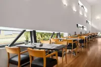Vienna House by Wyndham Martinspark Dornbirn - Breakfast