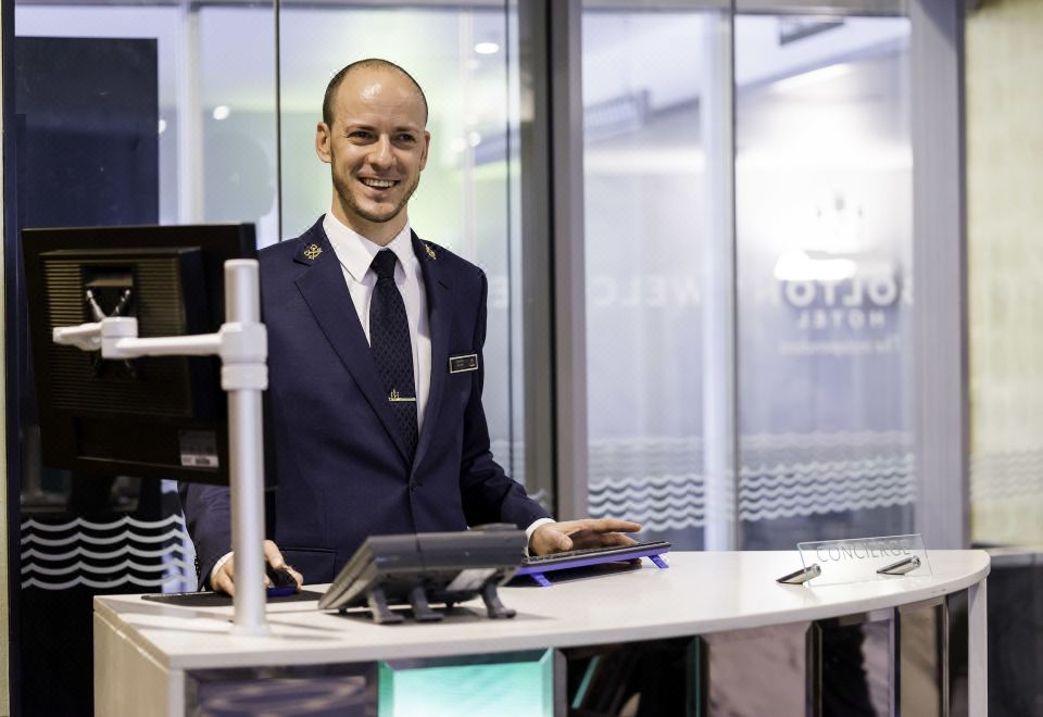 볼턴 호텔 외관 또는 주변 거리 전망