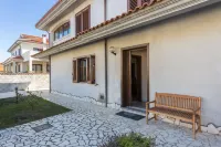 AnaeleHouseapartments Ltb