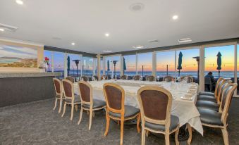 SeaVenture Beach Hotel