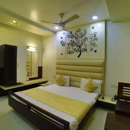 Hotel Shiv Villa by SAH