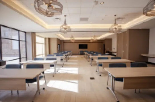 草原彎娛樂場及度假村