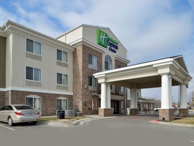 Holiday Inn Express & Suites OMAHA WEST by IHG