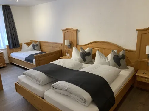 Gasthof zum Waldstein Hotels in Marktleugast