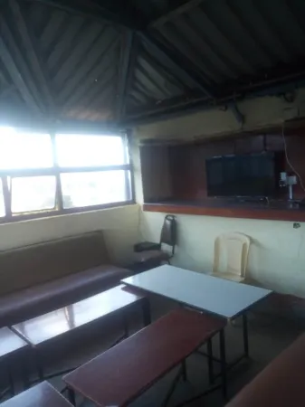 Kikuyu Guest House Отели в г. Джитару