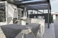 Hotel zur Eiche Hotels in Buren