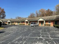 Rips Country Inn Hotels near Bowie Town Center