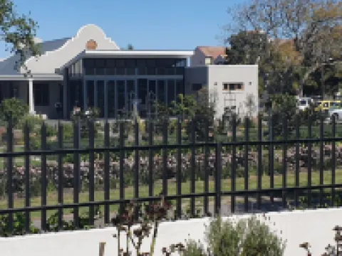 オウテニカ アンルート ジョージのホテル