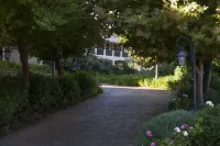 Asara Wine Estate & Hotel Hotel dekat Horse Rides at Pete's Adventure Farm