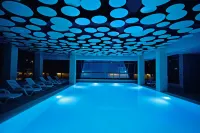 The Grand Gloria Hotel - Luxury
