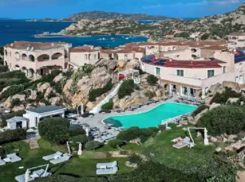 แกรนด์ โรงแรม รีสอร์ท มาแอนด์มา - สำหรับผู้ใหญ่เท่านั้น