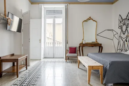 Cavour Apartment with Balcony by Wonderful Italy