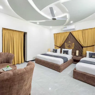 Hotel Subhan Palace 2 Hotels near Safari Park
