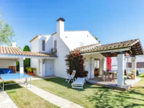 距錫切斯僅10分鐘，帶私人花園和泳池的房子 聖佩德羅-德里瓦斯酒店