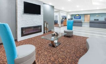 Days Inn & Suites by Wyndham Grand Rapids Near Downtown