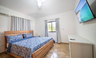 Villa Selena - 5br Villa In Sosua Center!