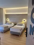 Miramar Suites - Homestays