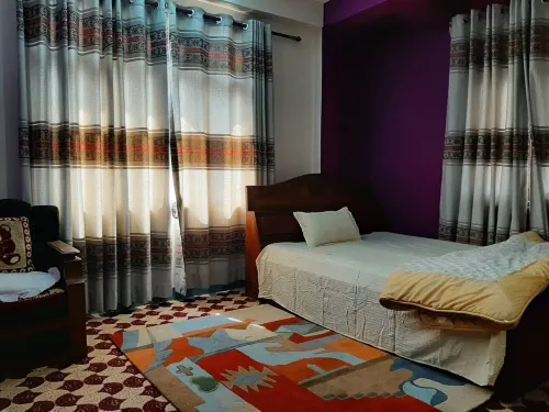 칸티푸르 템플 홈스테이 Kakani 호텔