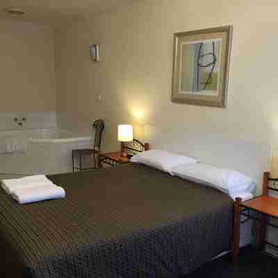 Tollgate Motel Rooms
