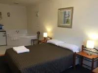 Tollgate Motel Hotels in Crafers