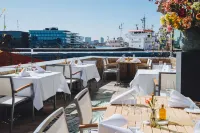 Moxy Amsterdam Houthavens