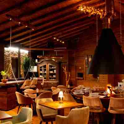 3 Hills Boutique Hotel Dining/Meeting Rooms