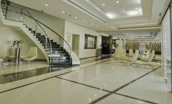 Ibis Muscat
