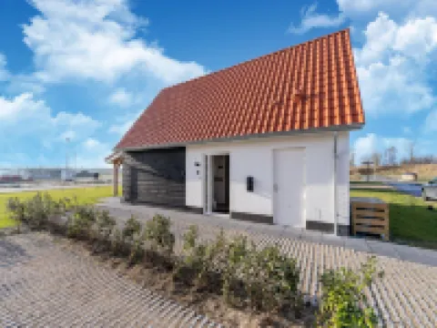 Holiday Home in Scherpenisse Near Oosterschelde - parking