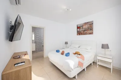 Villa Janubio With 3 Bedrooms and 2 Bathrooms Hotels near Playa Montaña Bermeja