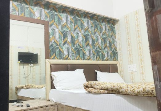 주차장 및 외관