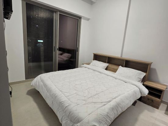 Oshare Modern Living Dubai by Shiro Elegant Holiday Homes