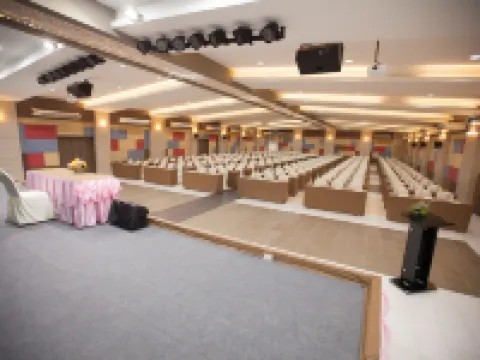 MaiHom Villa Hotels in Nakhon Sawan