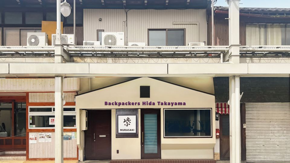 Backpackers Hida Takayama