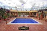 Florencia Plaza Hotel - Pools