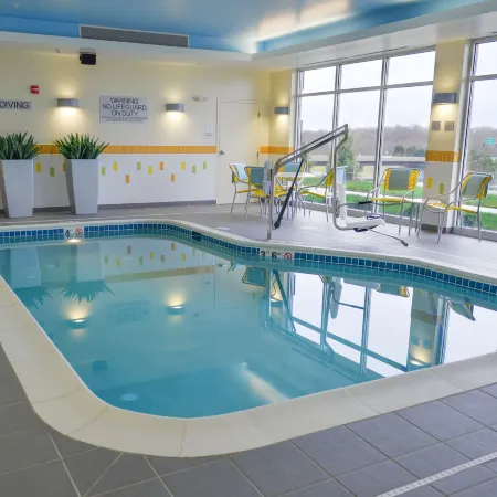Fairfield Inn & Suites Canton South