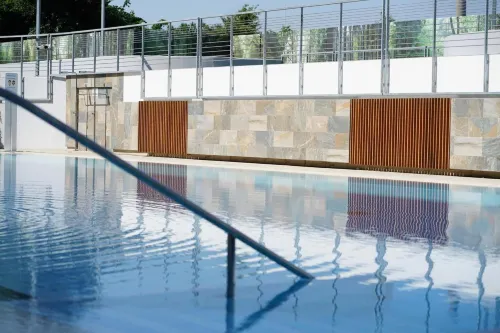 Studio One Accommodation Suites Hoteles en Chiajna