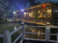 Joyce Garden Hotel Hotels in Burrell Boom