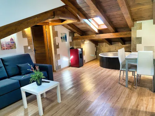 Apartamentos Spa Casco Histórico de Isla - 4-Star