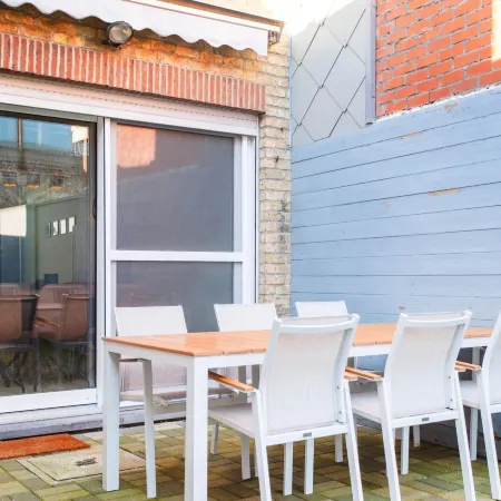 Cozy Ostend Home Tin Tin la Mer Near Beach