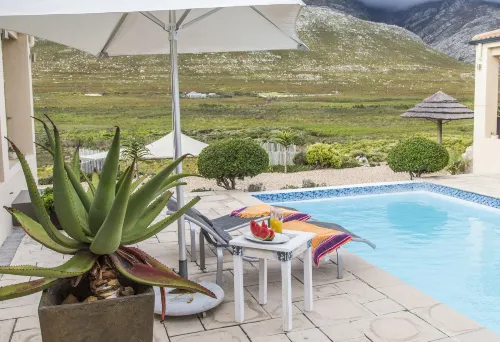 Kapensis Guesthouse (Pty) Ltd Hotels in Kleinmond
