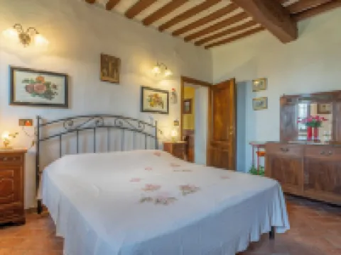 La Casa di Elda, Holiday Home with Pool, Uzzano, Toscana Hotels in Uzzano