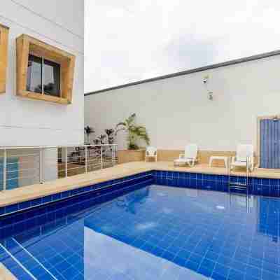 Edificio Fence Real Fitness & Recreational Facilities