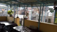 Shyam Palace Guest House - Mountain view