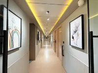 Hotel Fun Regency Motera Ahmadabad Hotels in der Nähe von SATYAMEV GROUP