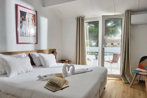 Artemia Aigues-Mortes - Hotel Avec Piscine