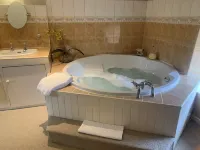 Old White Hart Hotels in Corby